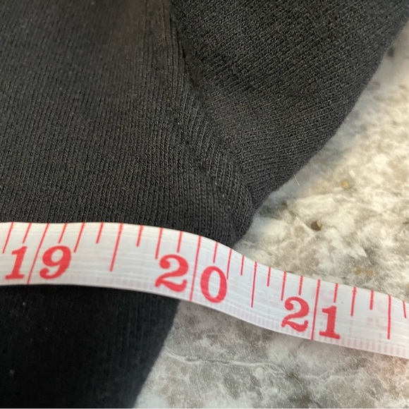 Aritzia The Group Babaton Black Crewneck Sweatshirt Women’s Oversized XXS - Picture 5 of 6